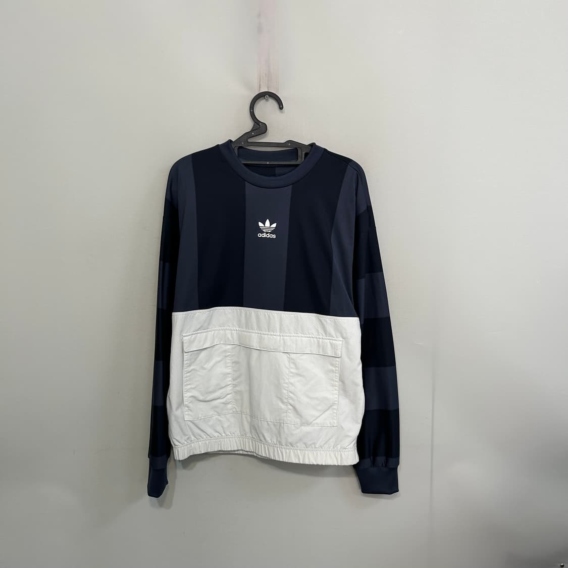 아디다스 배색 유틸리티 맨투맨 95 상품이미지1