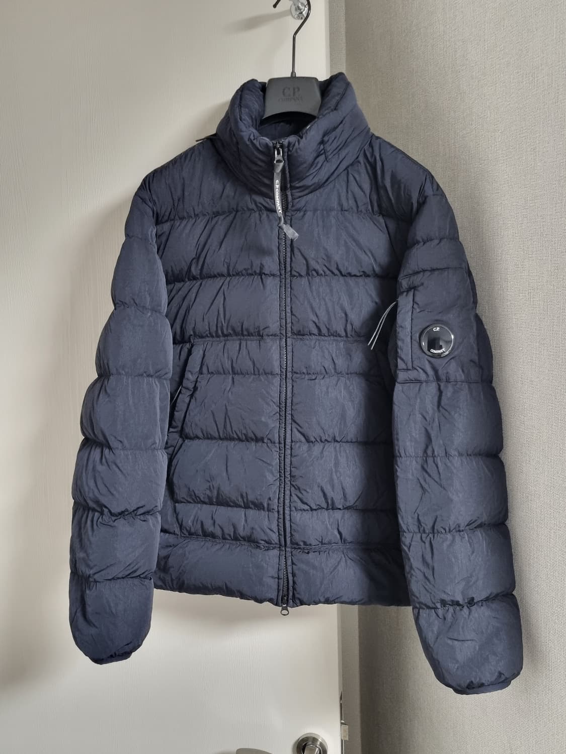 cp컴퍼니 에코크롬R 패딩 상품이미지1