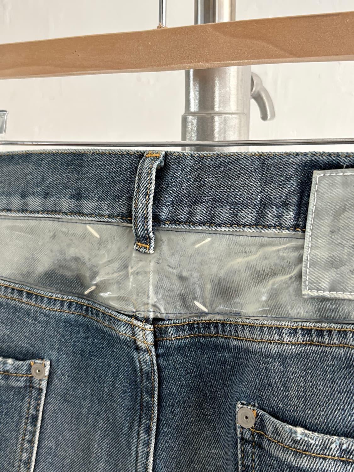 Maison Margiela 메종 마르지엘라 18AW 버튼 플라이 PVC 상품이미지5