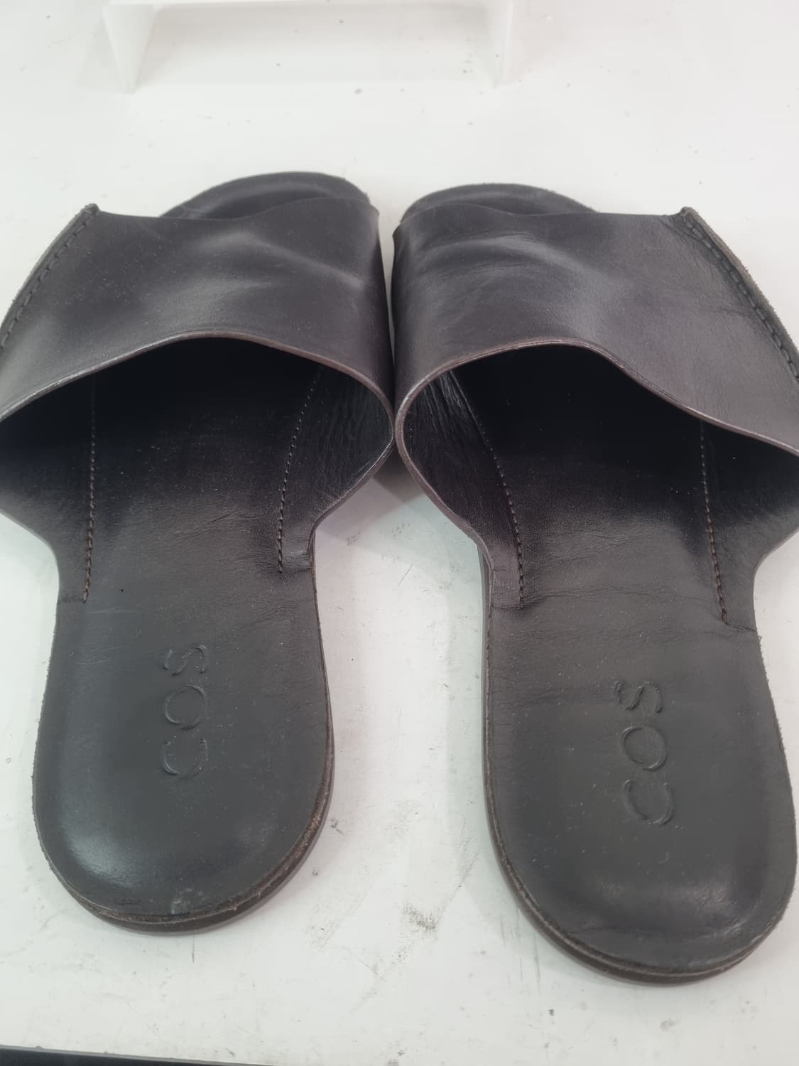 Cos 42 레서 슬리퍼 상품이미지4