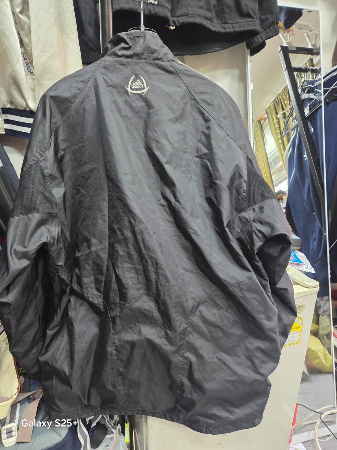 아디다스   삼선 바람막이 상품이미지3