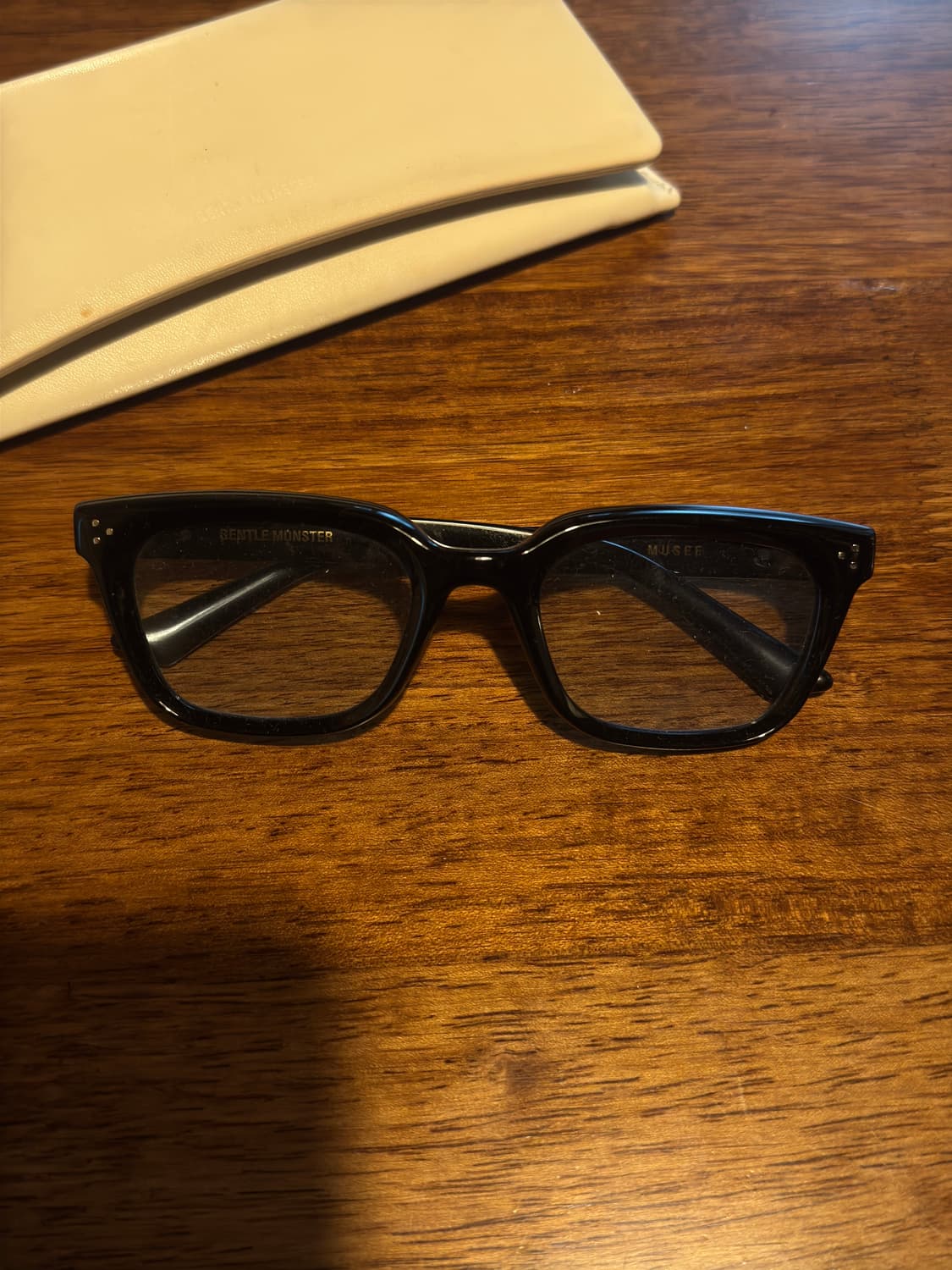 젠틀몬스터 musee 상품이미지1