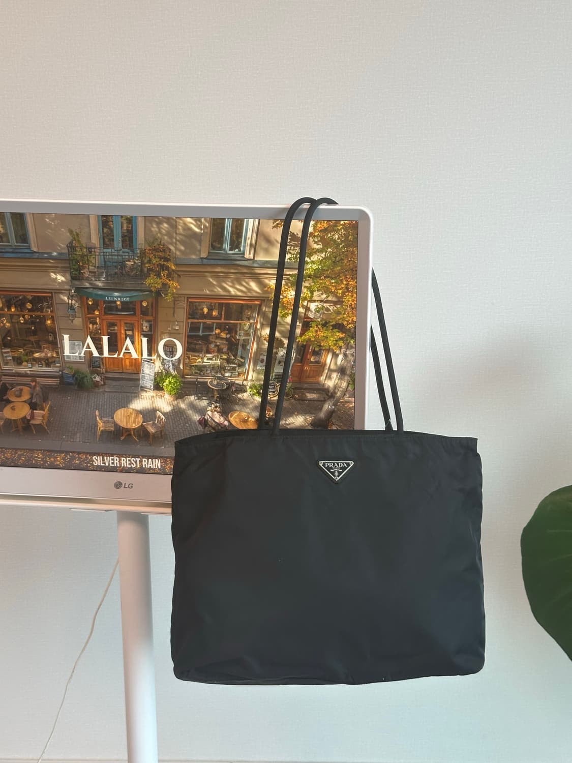 프라다 정품 포코노 나일론 숄더백 보부상백 상품이미지1