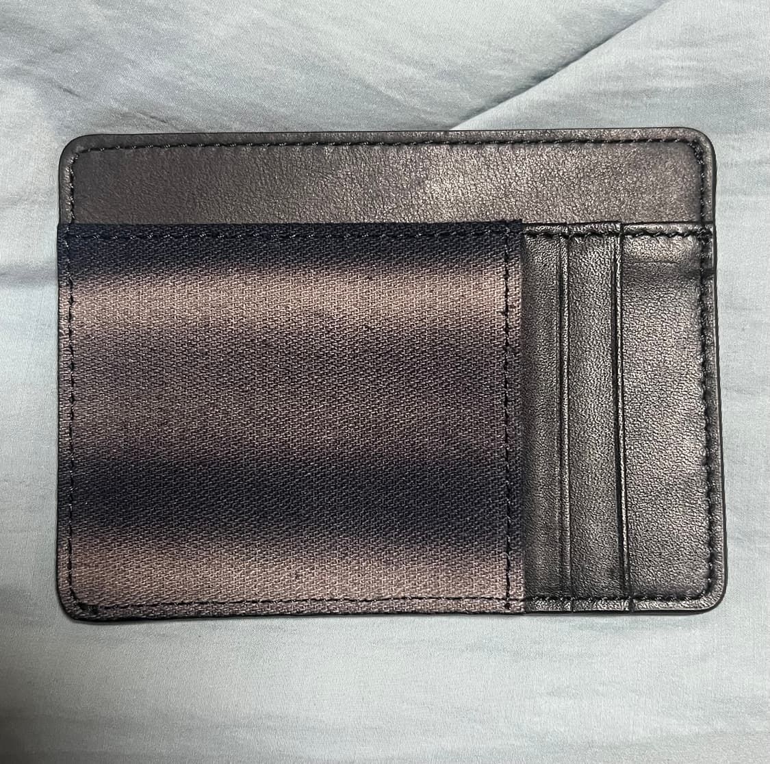 지용킴 지갑 상품이미지1