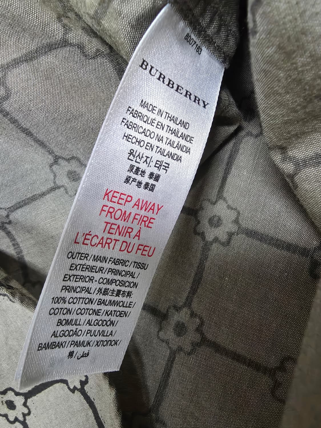 버버리 칠드런 플라워 패턴셔츠 상품이미지5