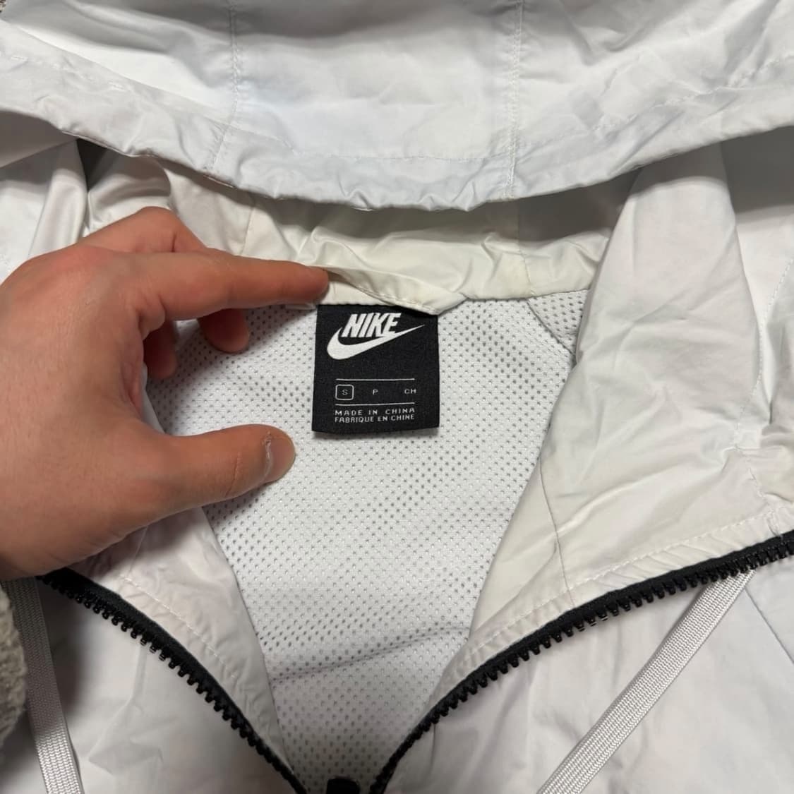 나이키 윈드러너 바람막이 상품이미지2