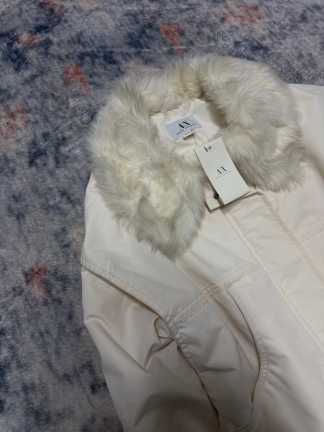Armani ivory trimming fur jacket 상품이미지3
