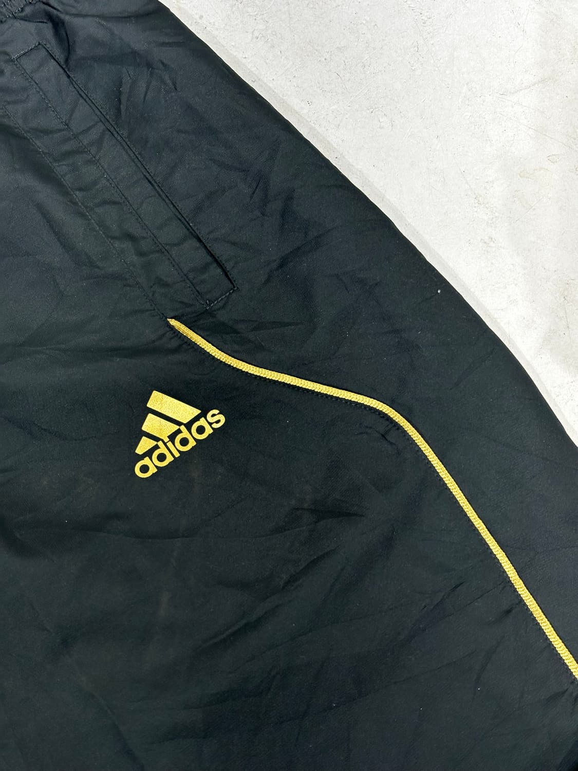 아디다스 블랙 골드 사이드 라인 와이드 트랙 팬츠 M 상품이미지6
