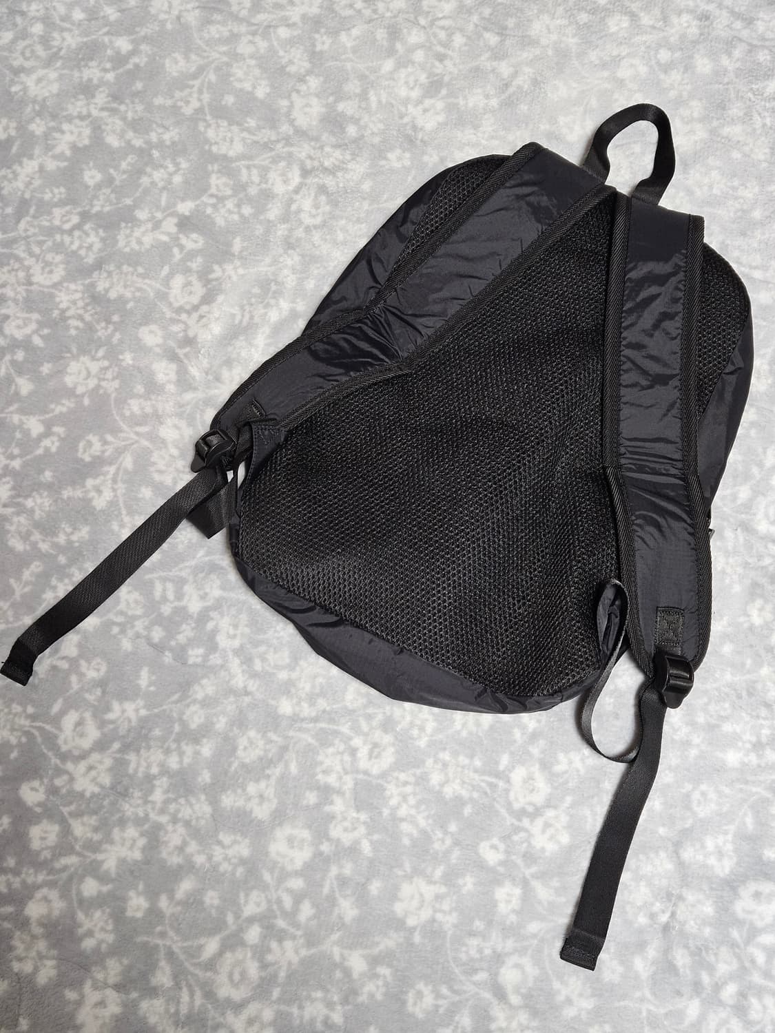 아식스 나일론 패커블 경량 백팩 상품이미지2