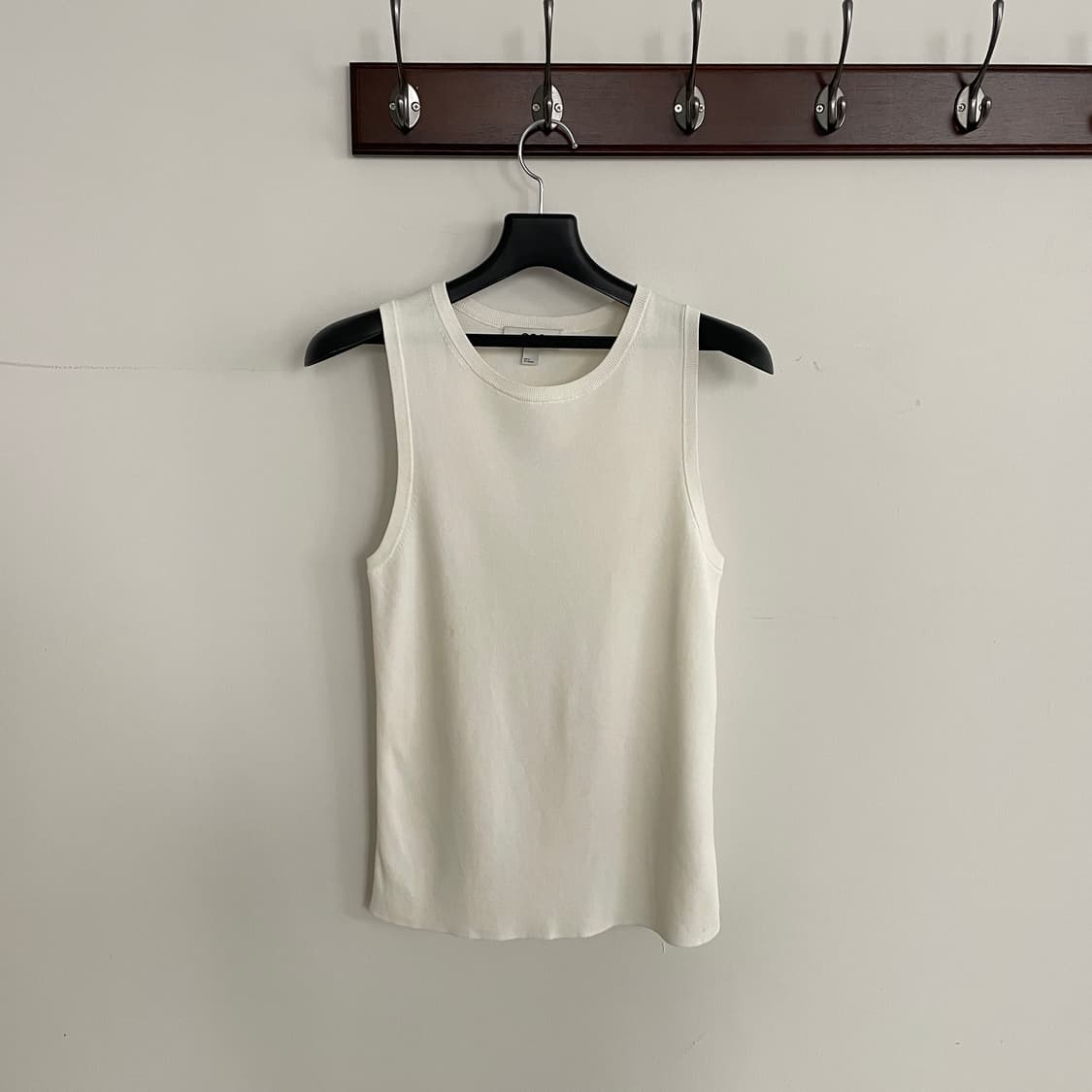 코스 여성55 화이트 슬리브리스 나시 상품이미지1