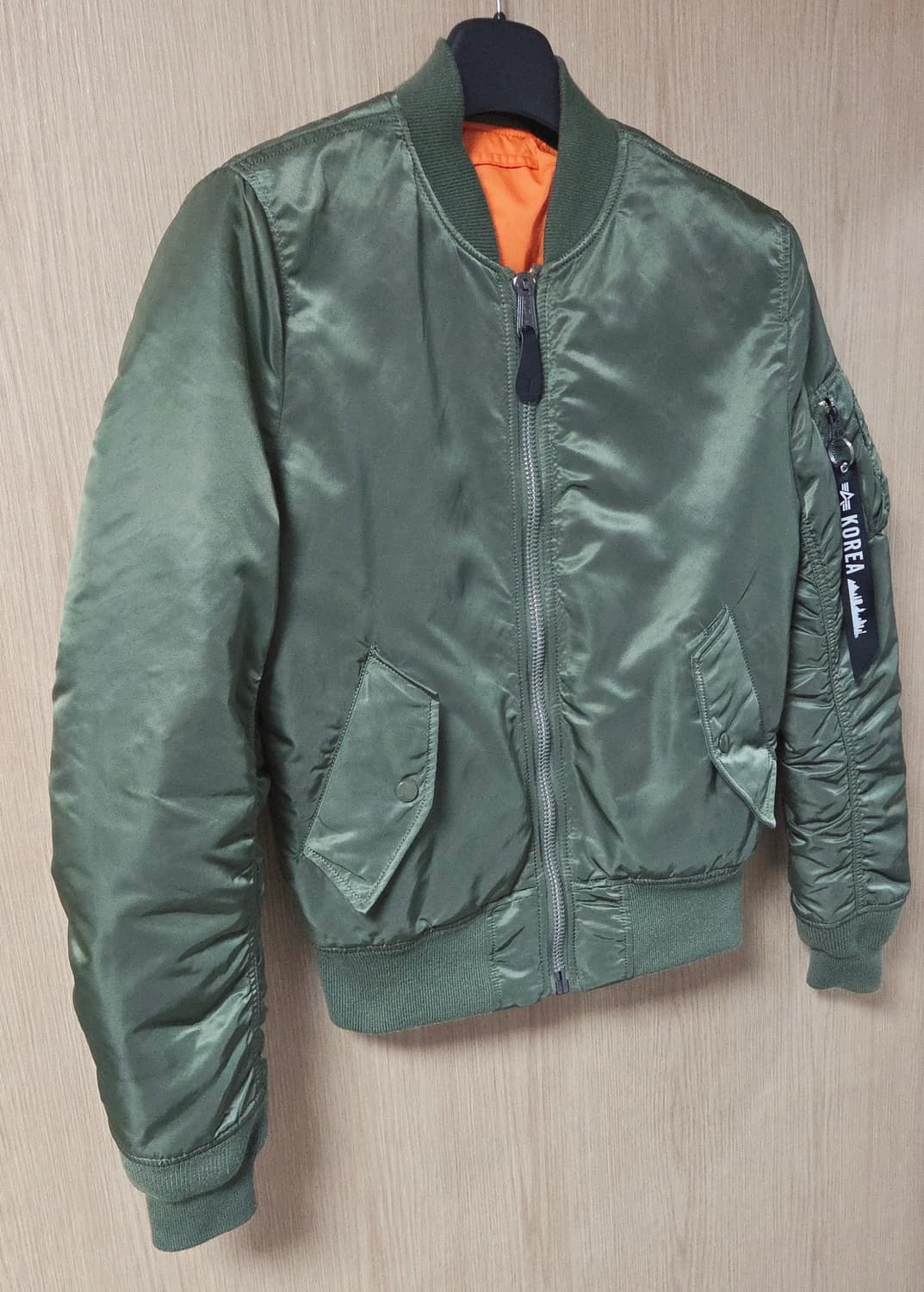 (착샷) 알파인더스트리 ma-1 세이지 상품이미지2