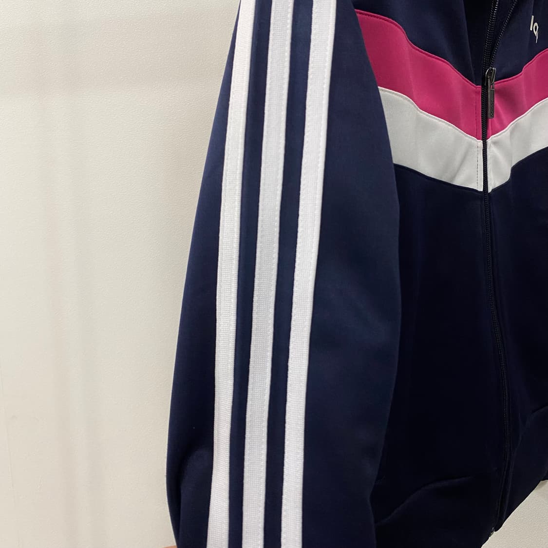 아디다스 네이비 핑크 트랙탑 상품이미지5