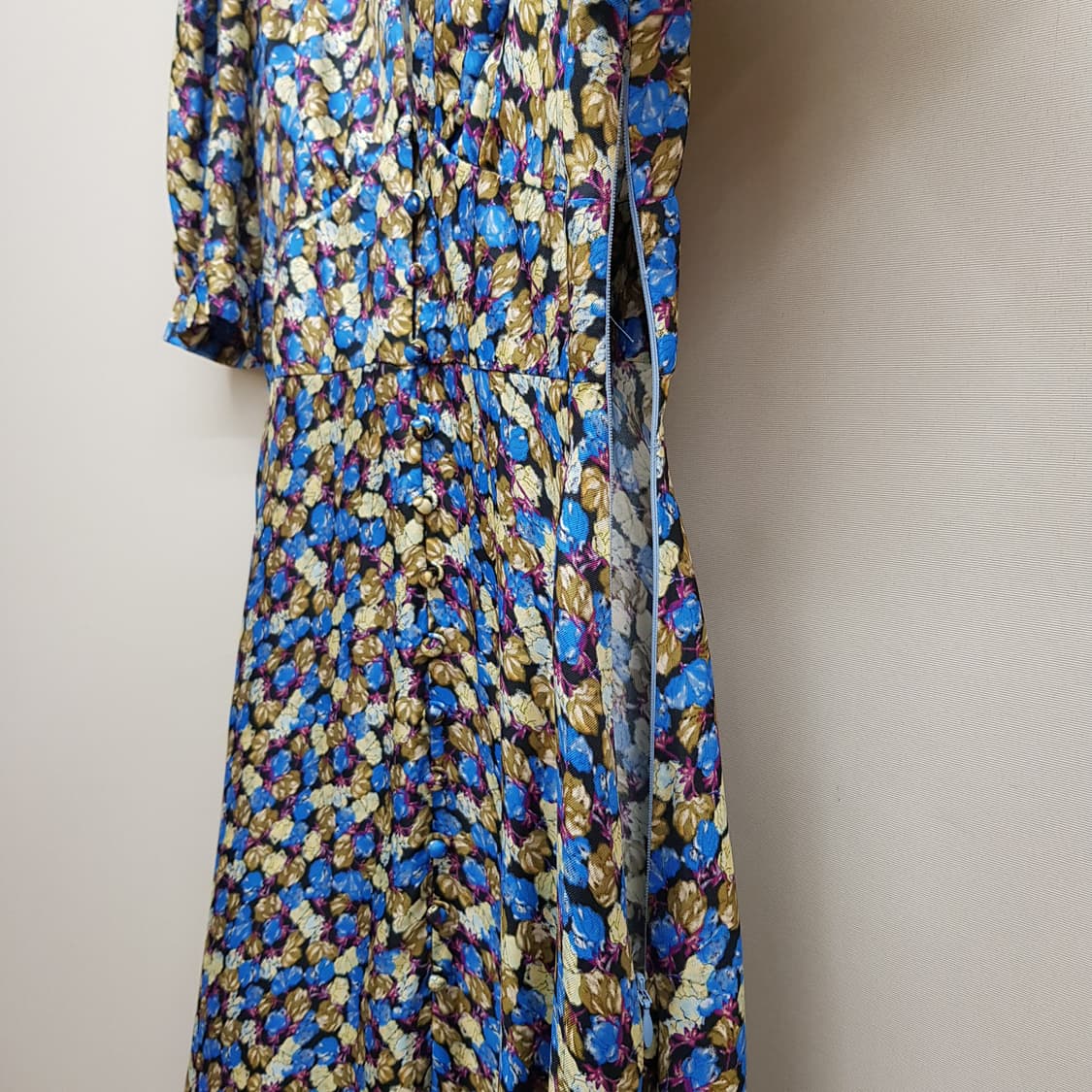 산드로 플라워 프린트 브이넥 원피스 S사이즈 상품이미지6