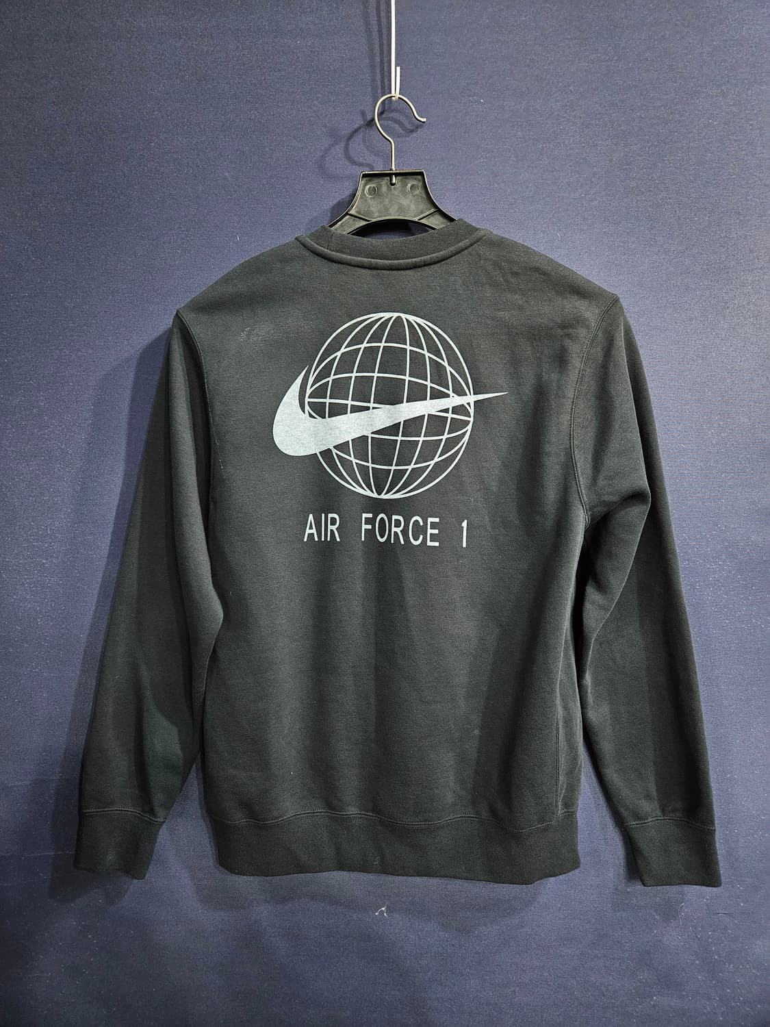 나이키 프린팅 블랙차콜 남성 95 기모 맨투맨  상품이미지2