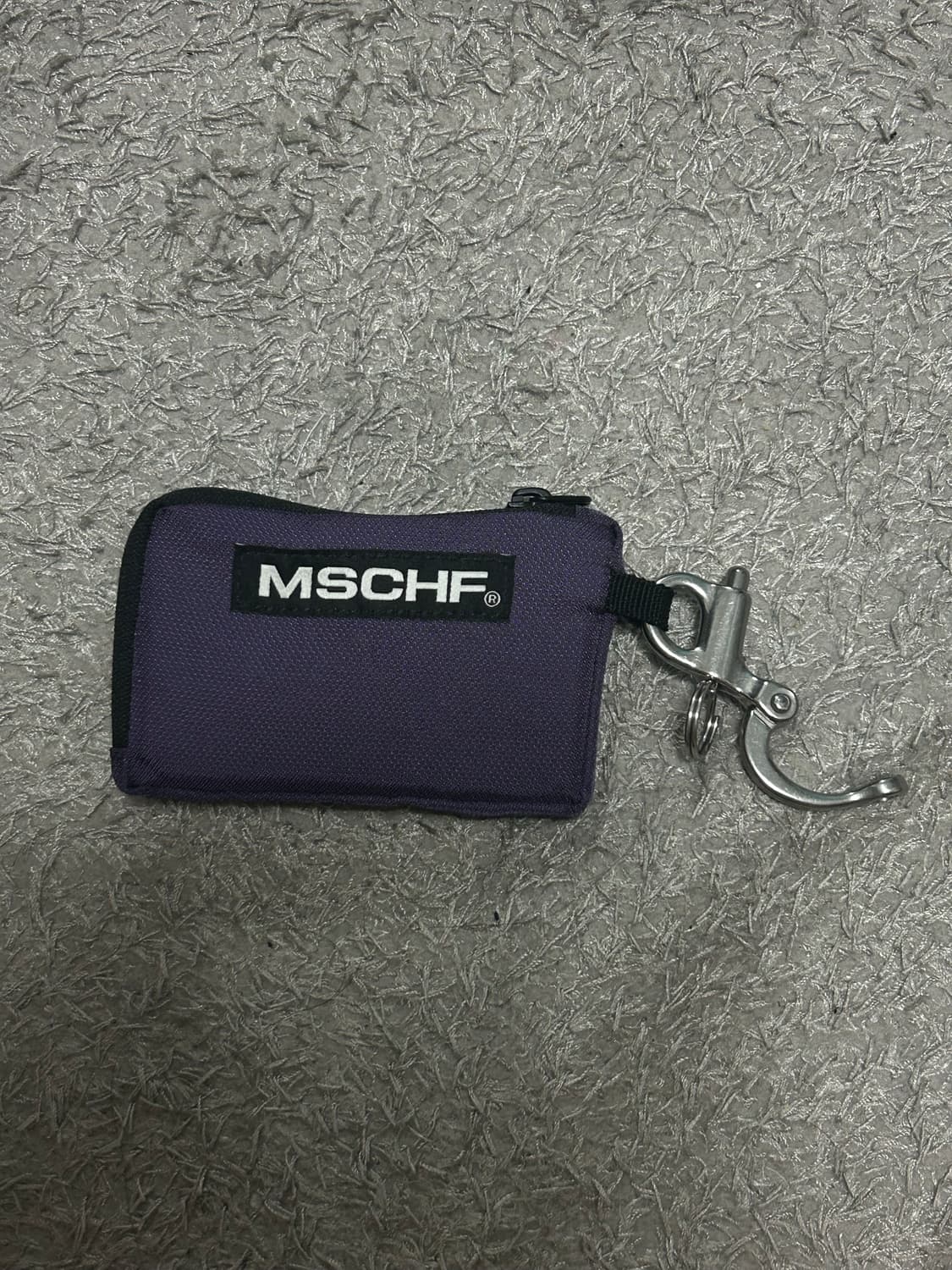 미스치프 롬버스 카라비너 파우치 퍼플 상품이미지2