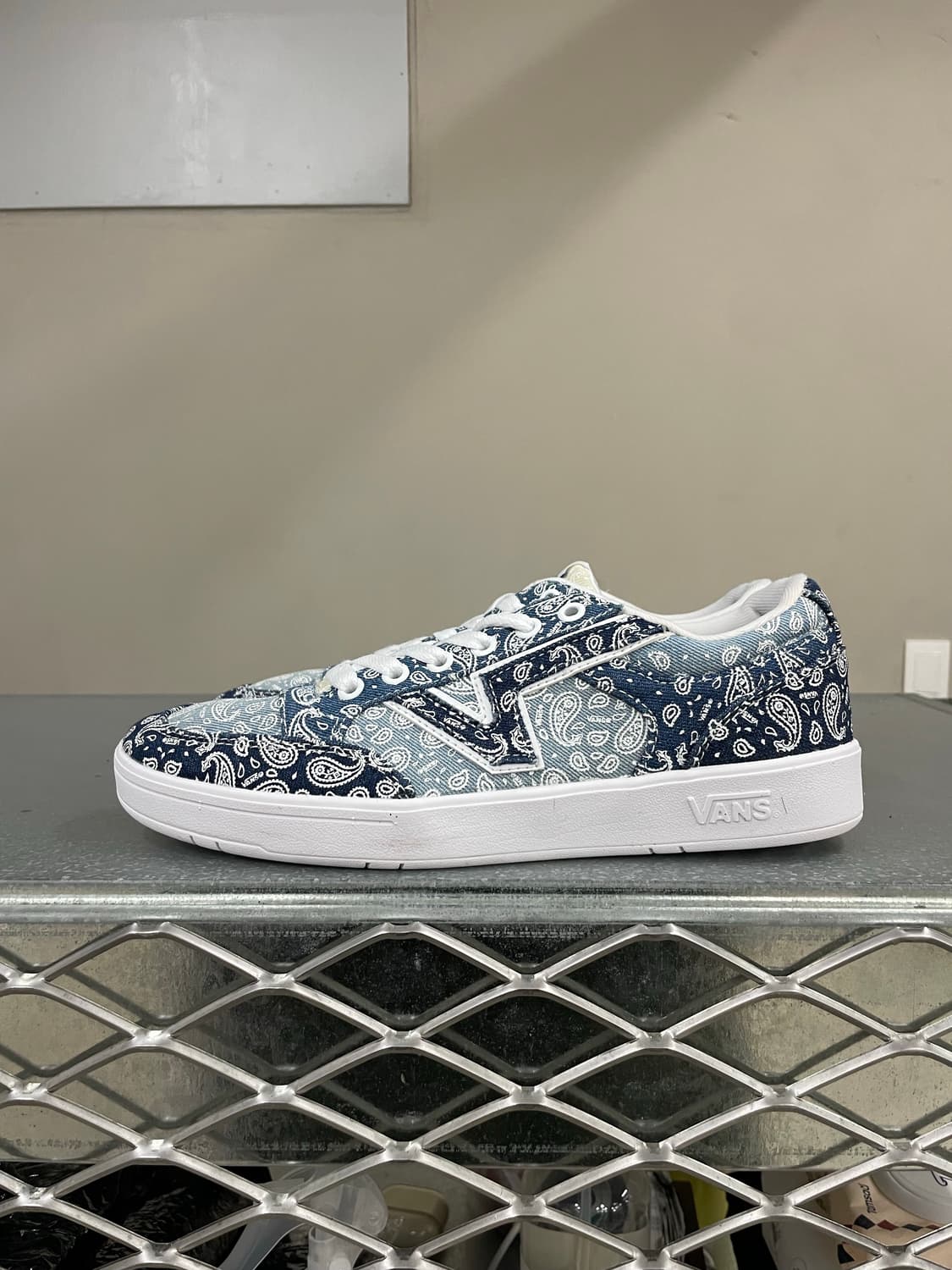 반스 로우랜드 CC 반다나 멀티 260 상품이미지1