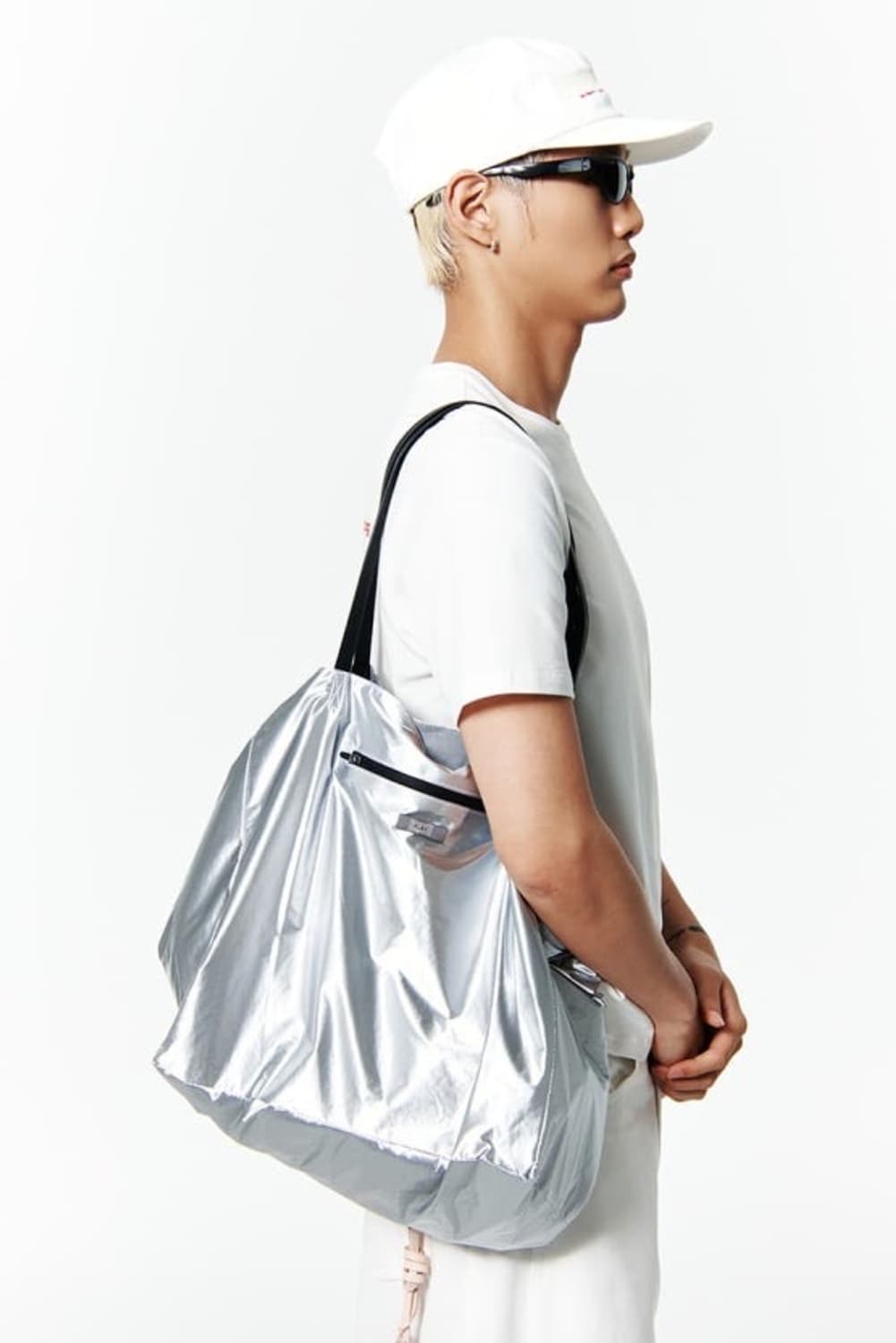 [OS] 엑슬림 EP.7 SYNOPSIS BAG SILVER 상품이미지1