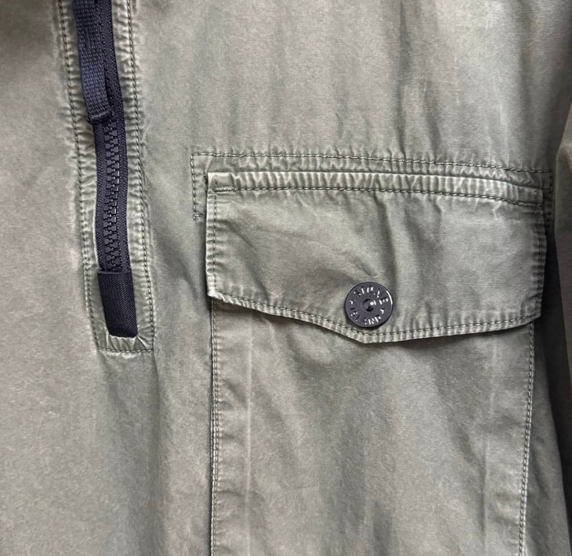 20ss 스톤아일랜드 아노락 카키 상품이미지4