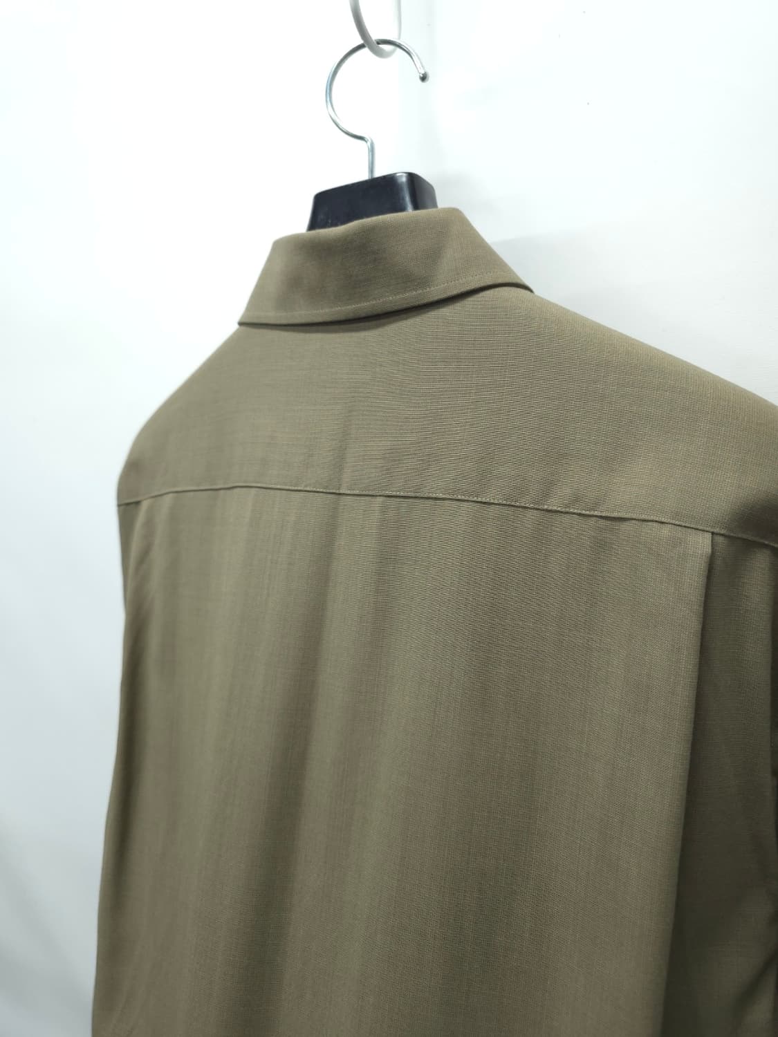 닥스런던 워셔블 울100% 자수 로고 셔츠 베이지 상품이미지9