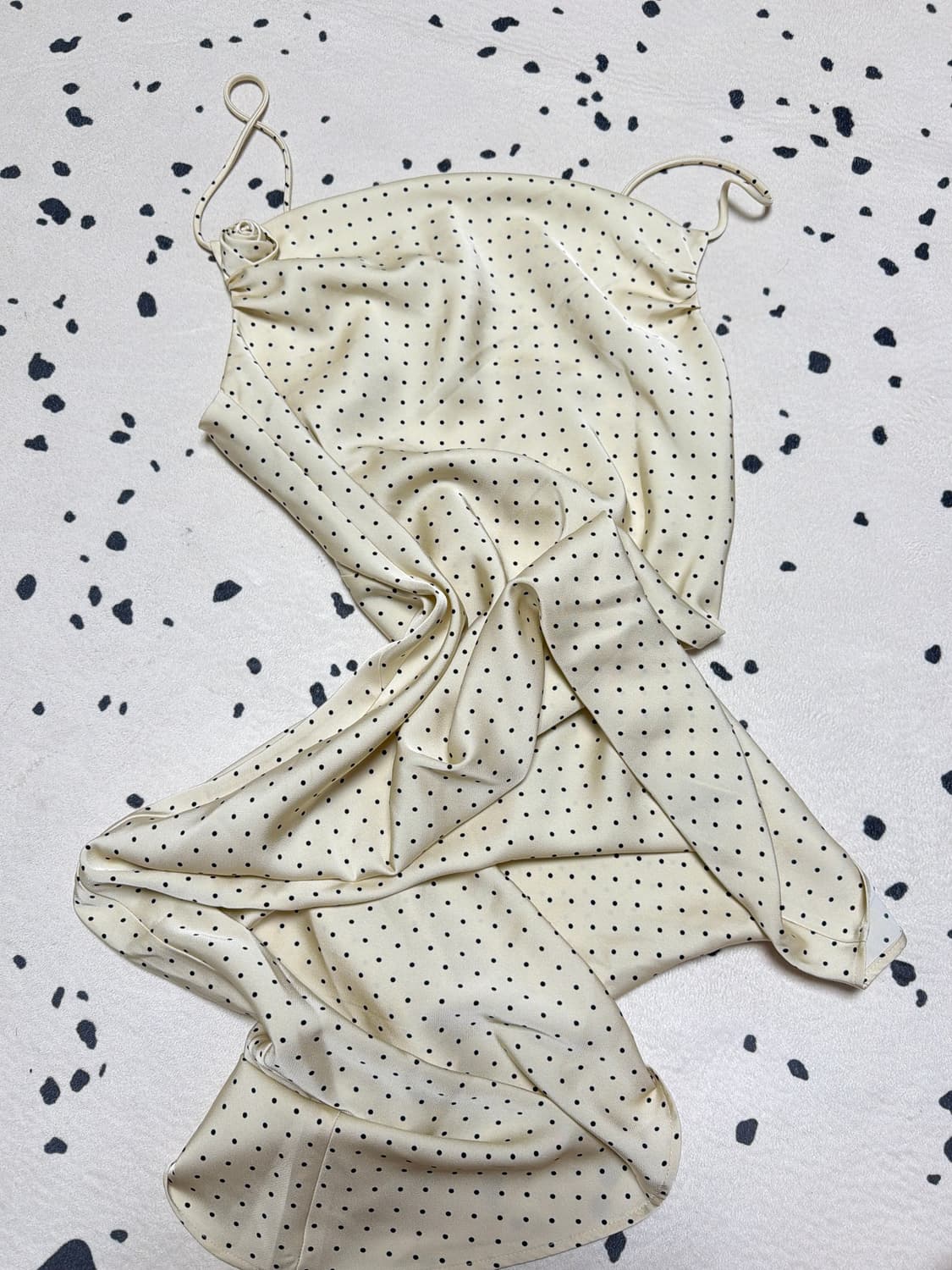 어시메트릭 새틴 드레스 상품이미지3