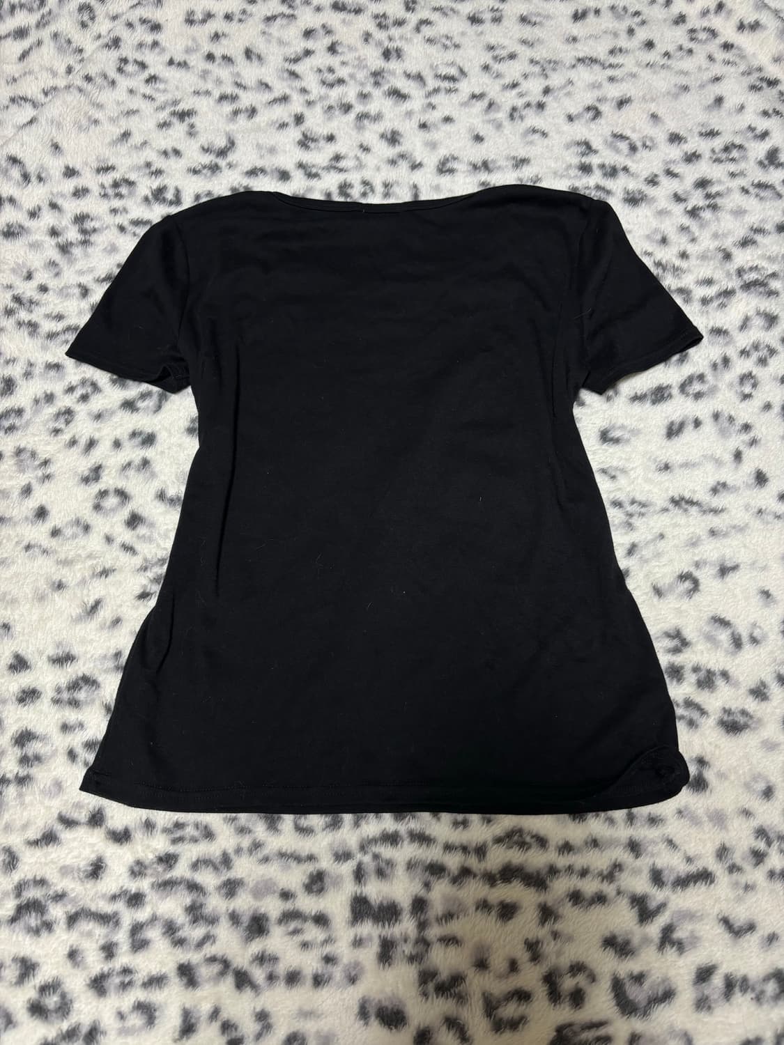 “Unknown” Y2K Print Black Tee 상품이미지4