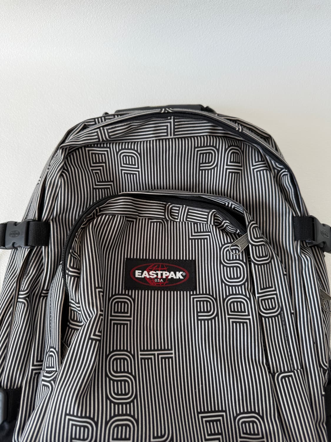 이스트팩(EASTPAK) 백팩 상품이미지2