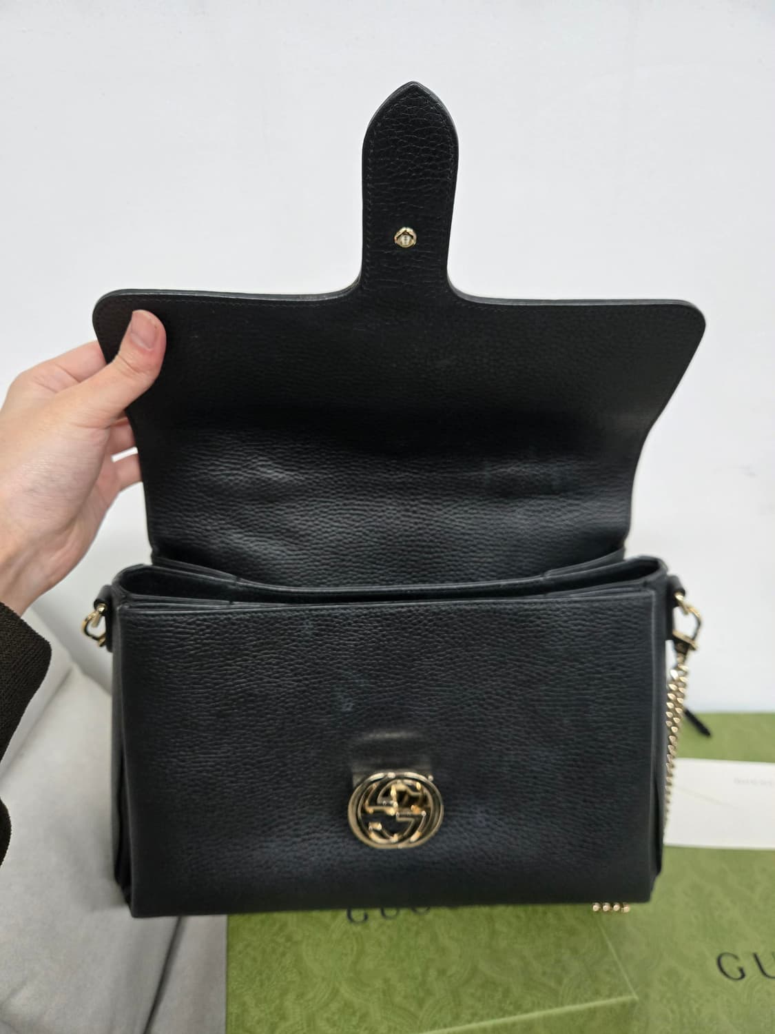 [보증서 정품] 구찌 인터로킹 탑핸들백 상품이미지1