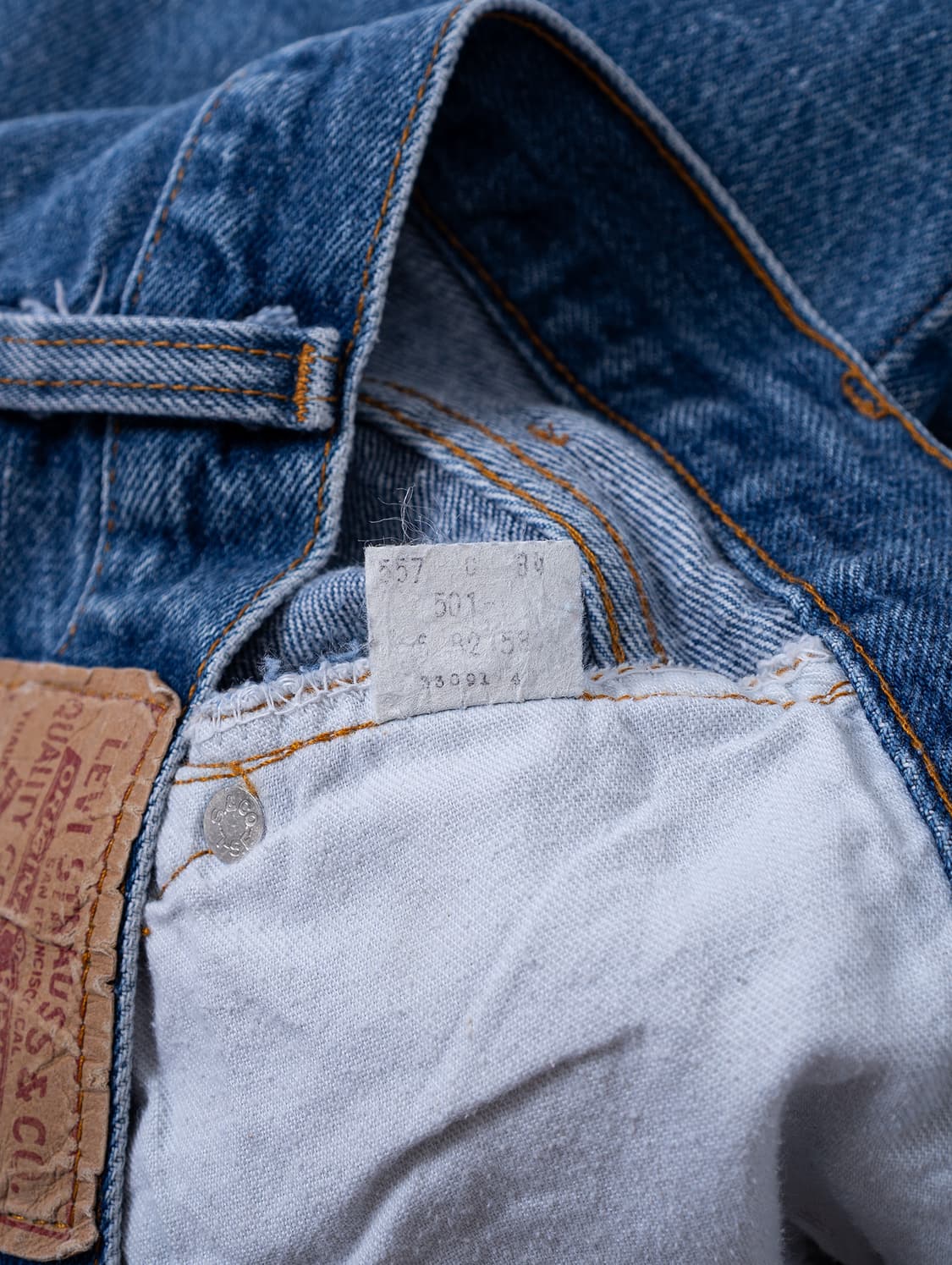 80s Levi's 501 Washed Denim Pants 상품이미지6