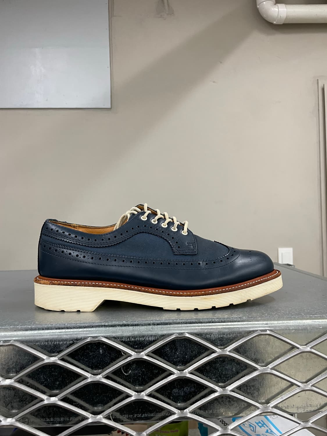 닥터마틴 알프레드 네이비 UK8 상품이미지4