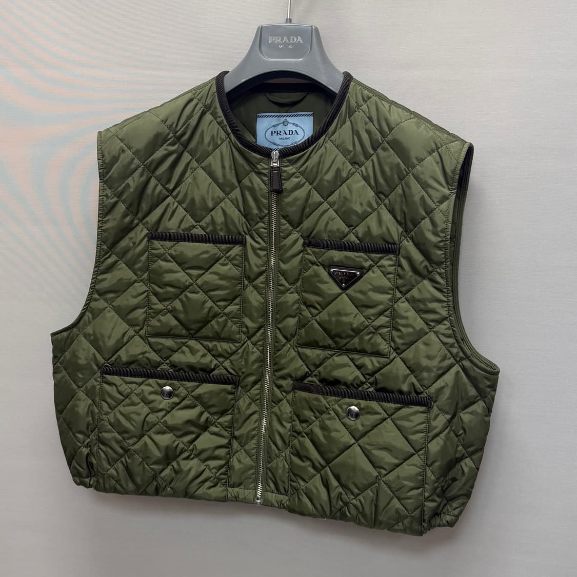 프라다 퀼팅 라이트 리나일론 조끼 ( 여성오버핏 ) 상품이미지3