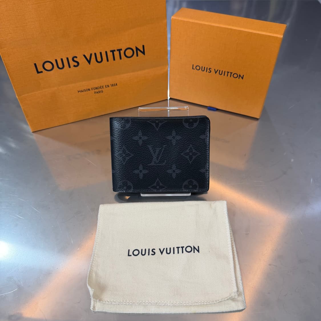 [리오브] 루이비통 이클립스 모노그램 멀티플 반지갑 상품이미지1