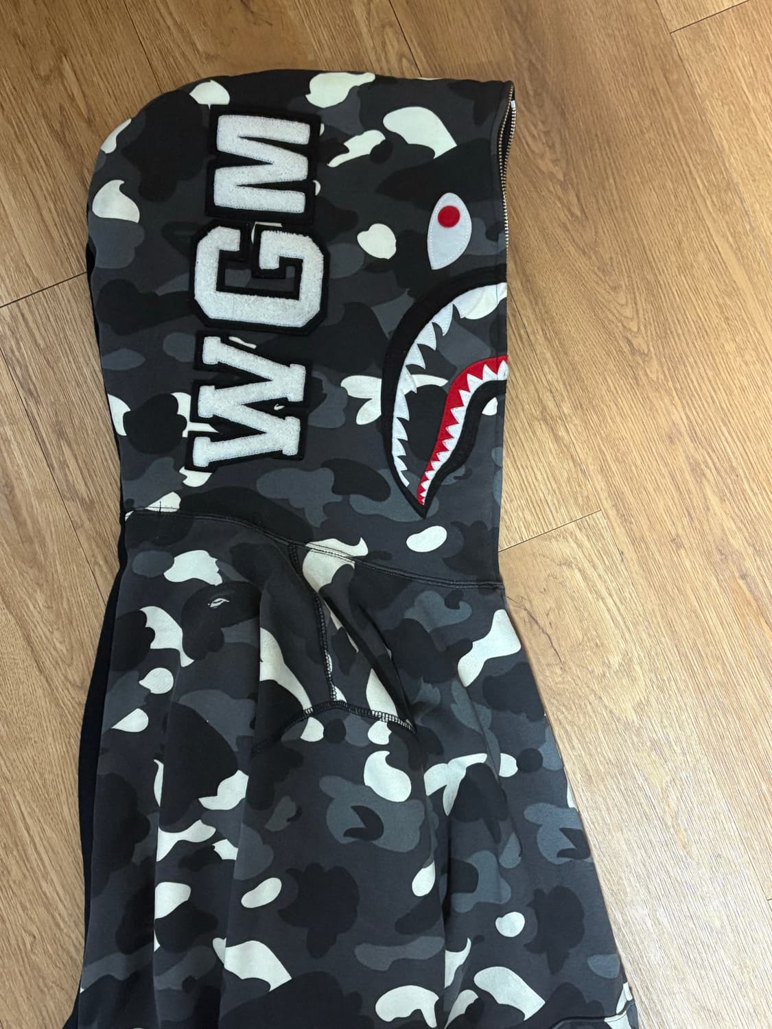 베이프 시티카모 후드집업 XL 판매합니다 상품이미지1