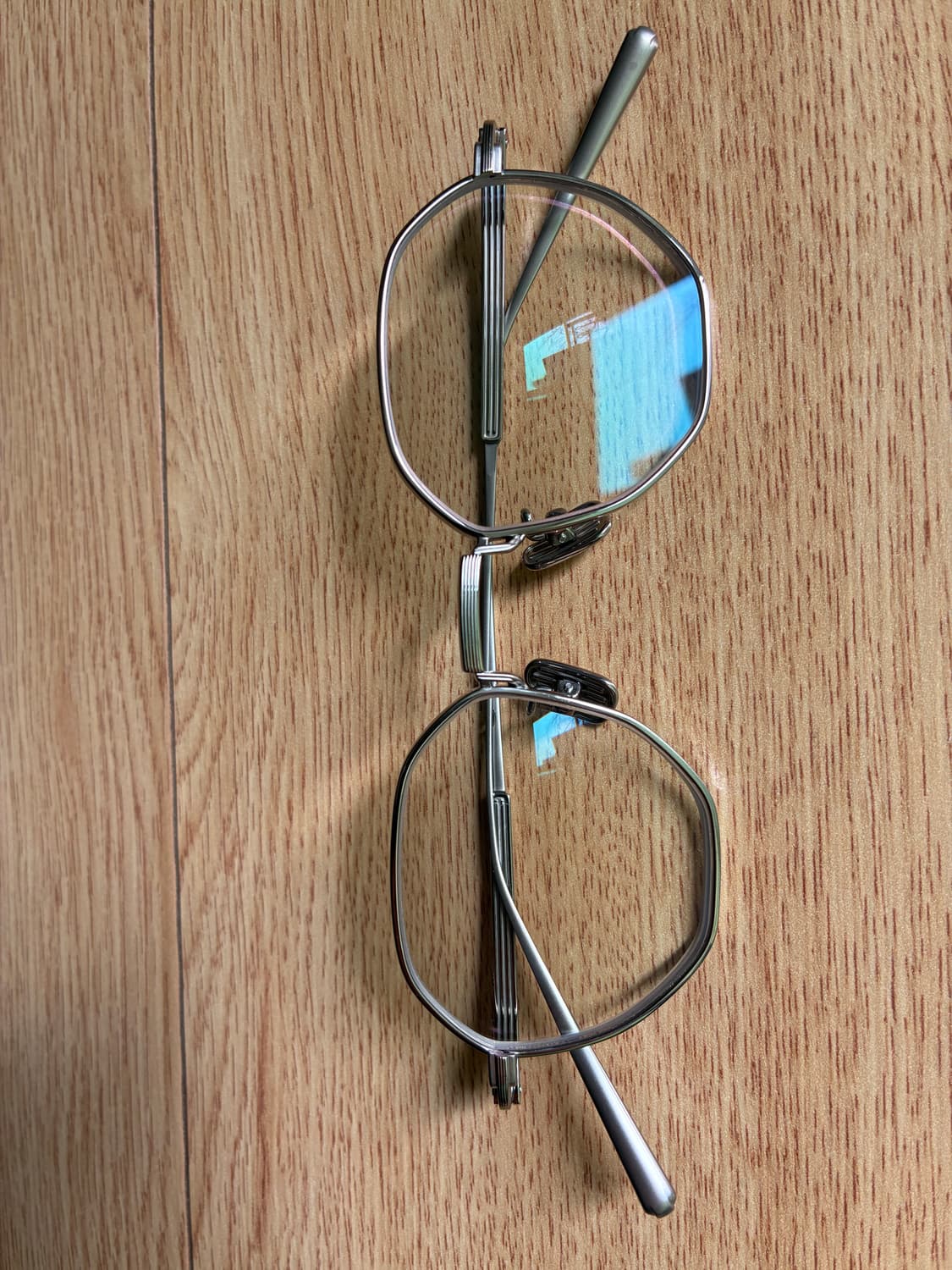 루네타 바다 다각형 메탈테 상품이미지1