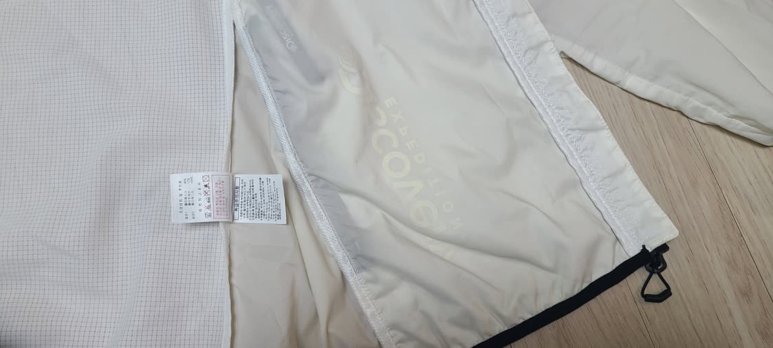 디스커버리 바람막이  상품이미지5