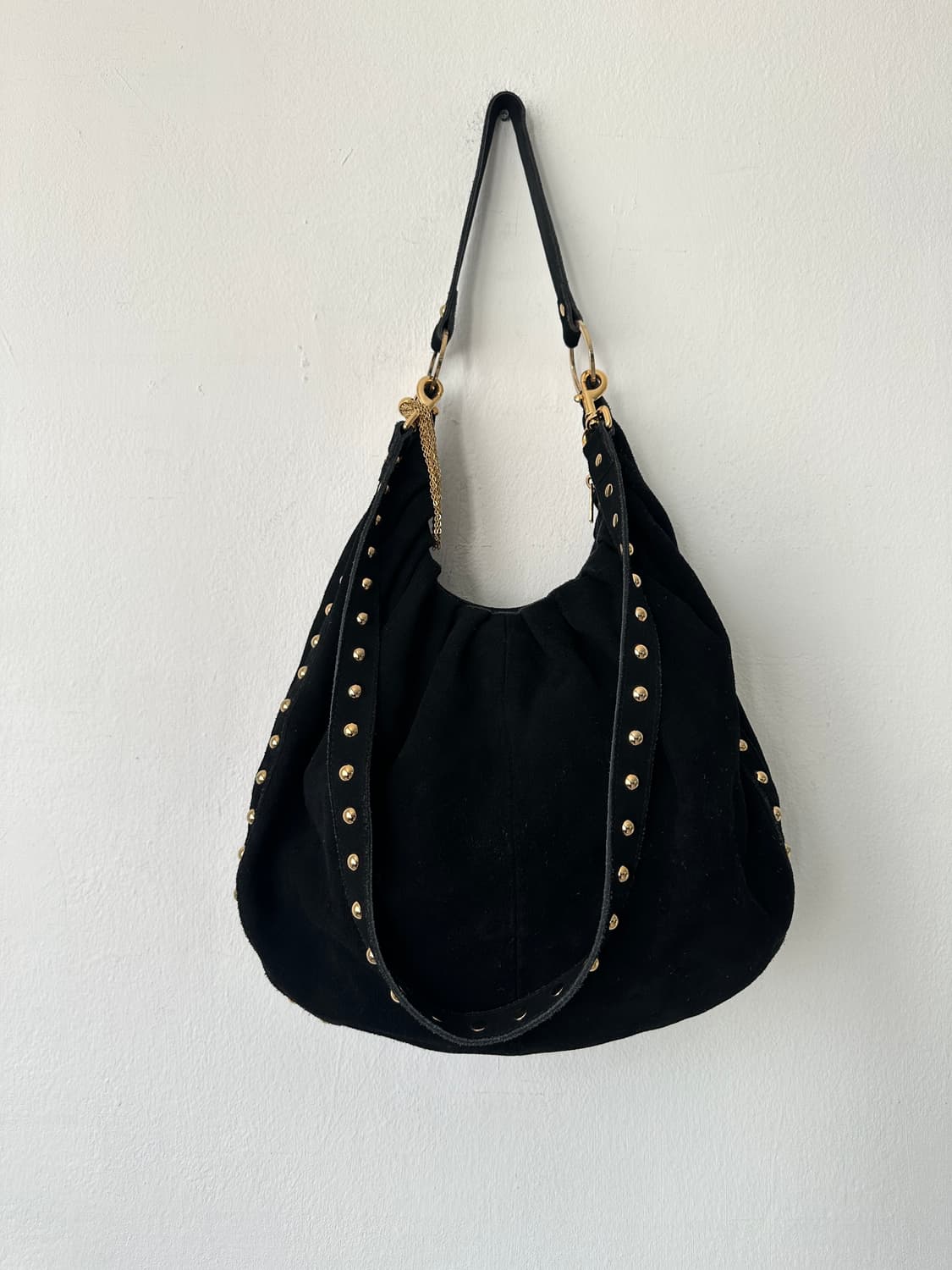 알마니 익스체인지 스터드 셔링 태슬 레더 투웨이백 상품이미지5