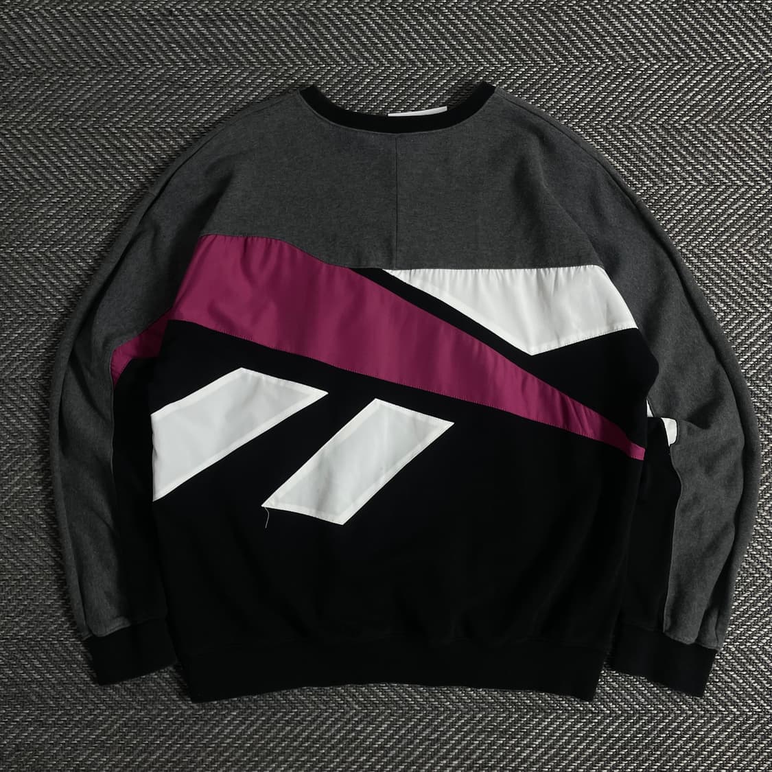 리복 빅로고 박시핏 디테일 맨투맨o 3290 상품이미지1