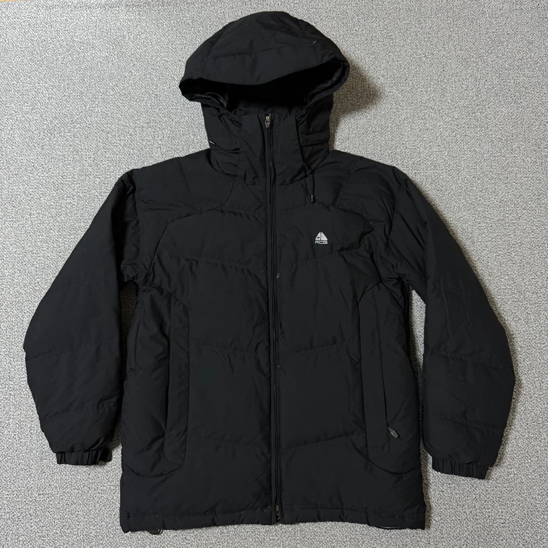 나이키 ACG 패딩 M 상품이미지2