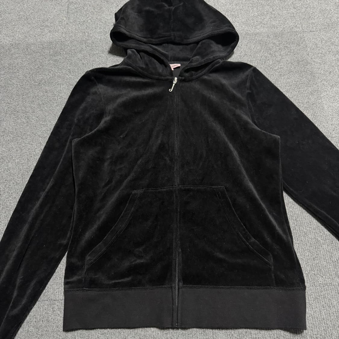 쥬시꾸뛰르 블랙 벨벳 후드집업 L 상품이미지2