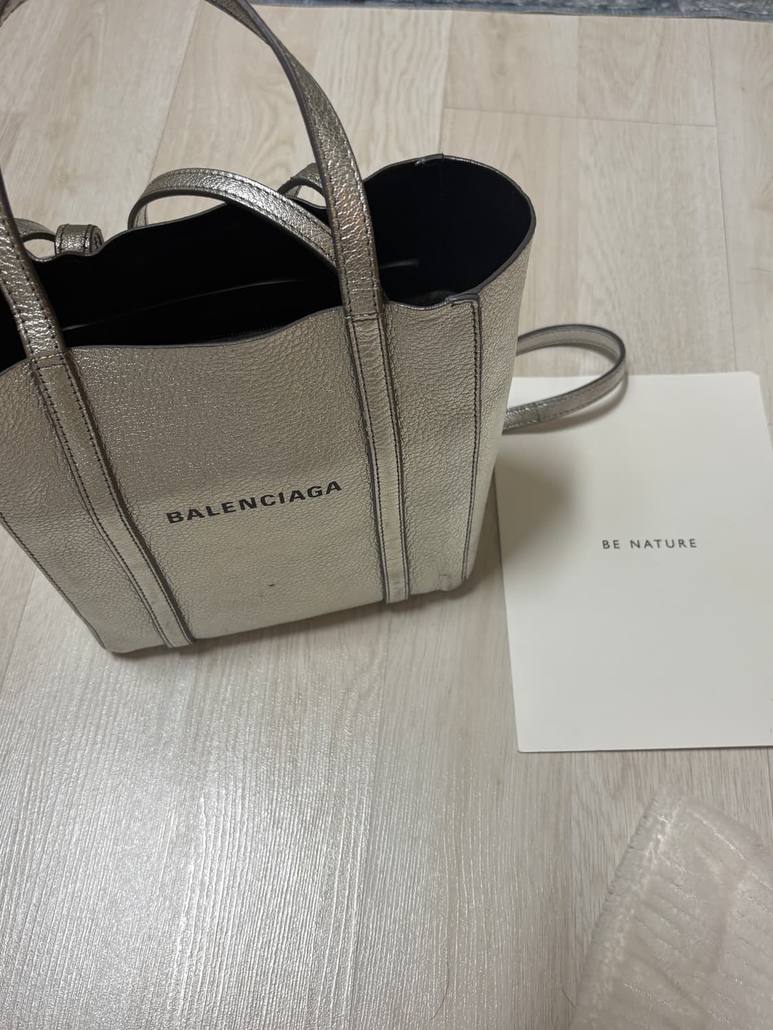 발렌시아가 에브리데이백 xxs 실버 상품이미지3