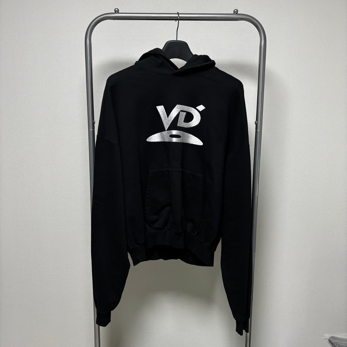 F) vuja de 부자데 vd로고 후드 티 상품이미지1