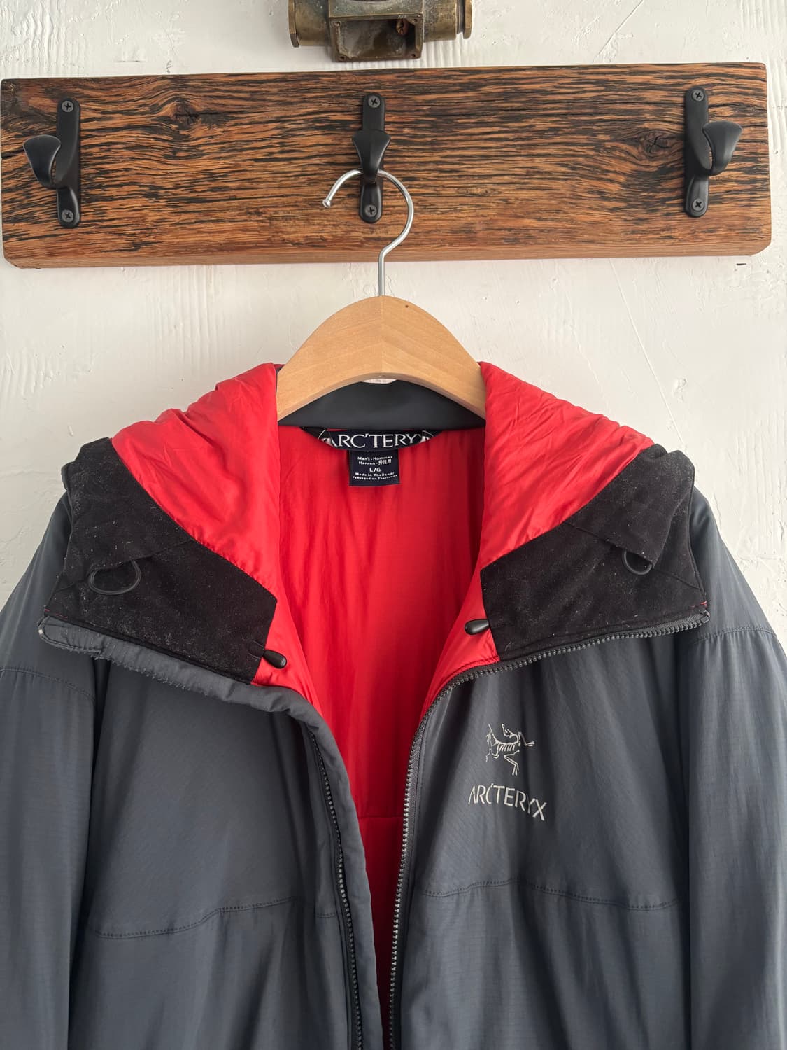 Arcteryx 아크테릭스 아톰 LT 후드 자켓 상품이미지3
