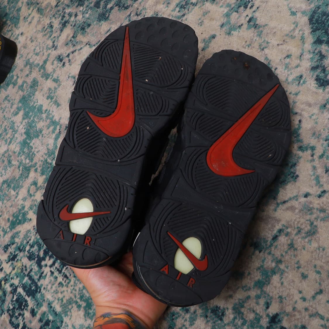 Supreme 슈프림 나이키 업템포 블랙 260 상품이미지6