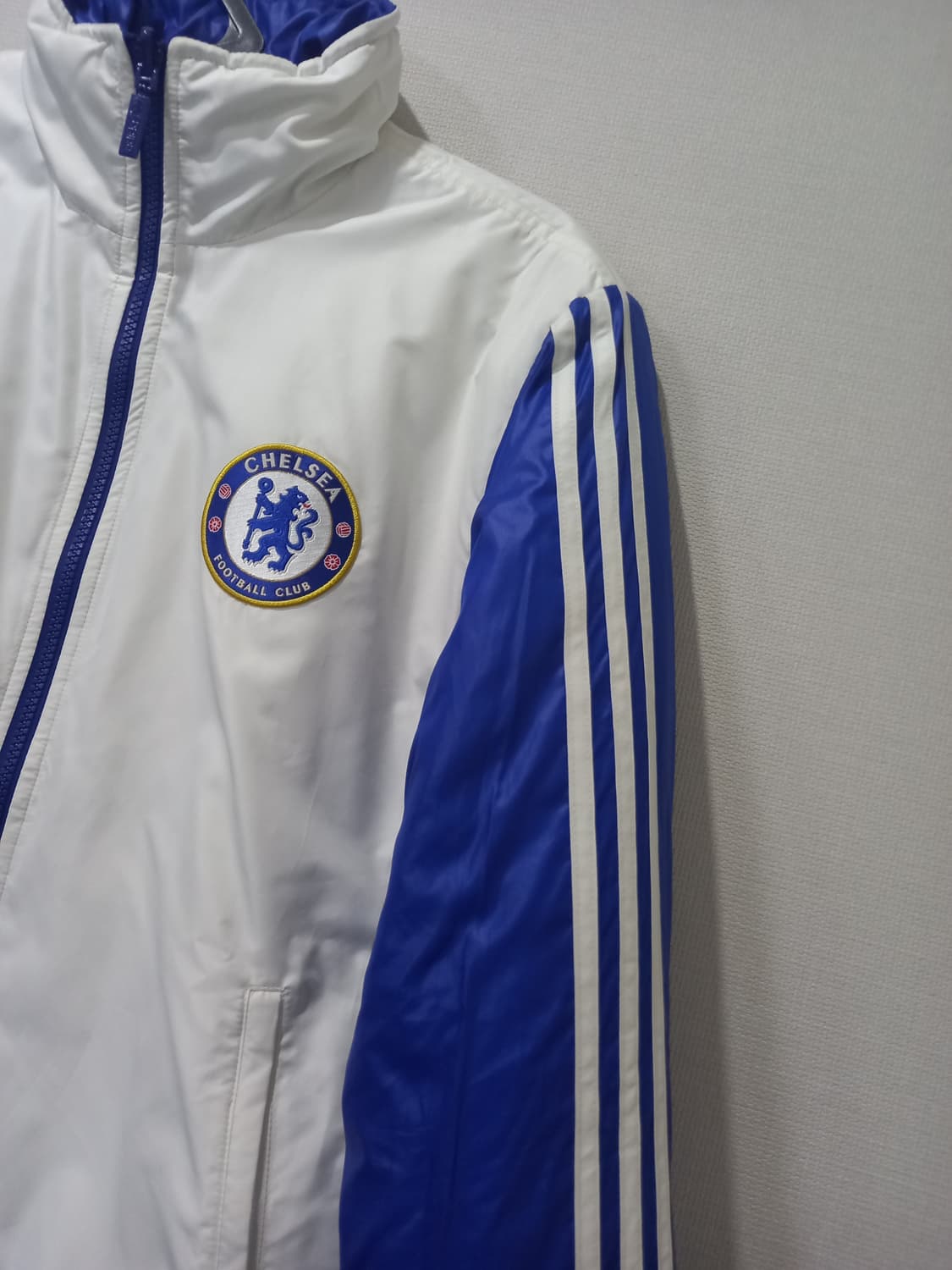 아디다스 첼시FC 리버시블 화이트 블루 양면패딩 90/S 상품이미지2