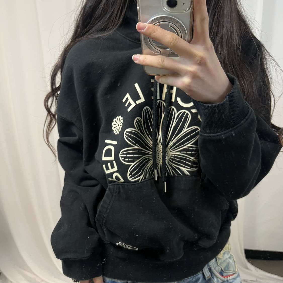 Mardi Mercredi Hoodie 상품이미지3