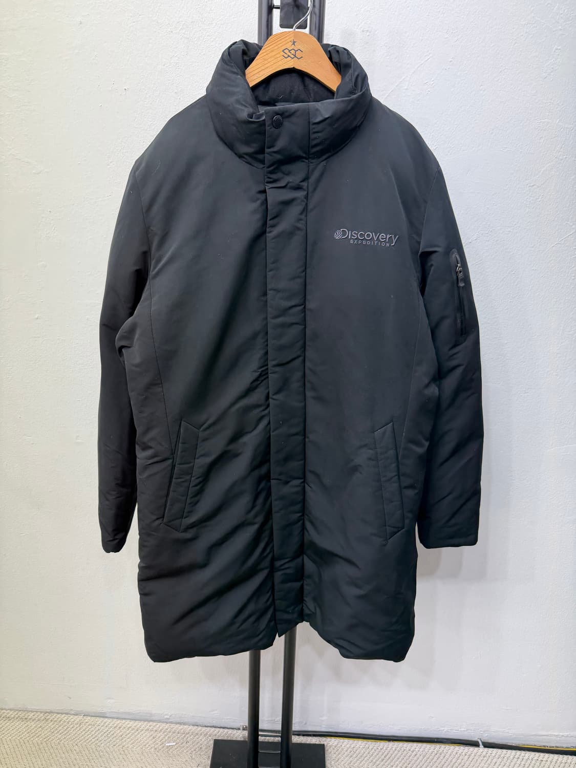 정품) 디스커버리 남성 블랙 덕다운 패딩 100 상품이미지1