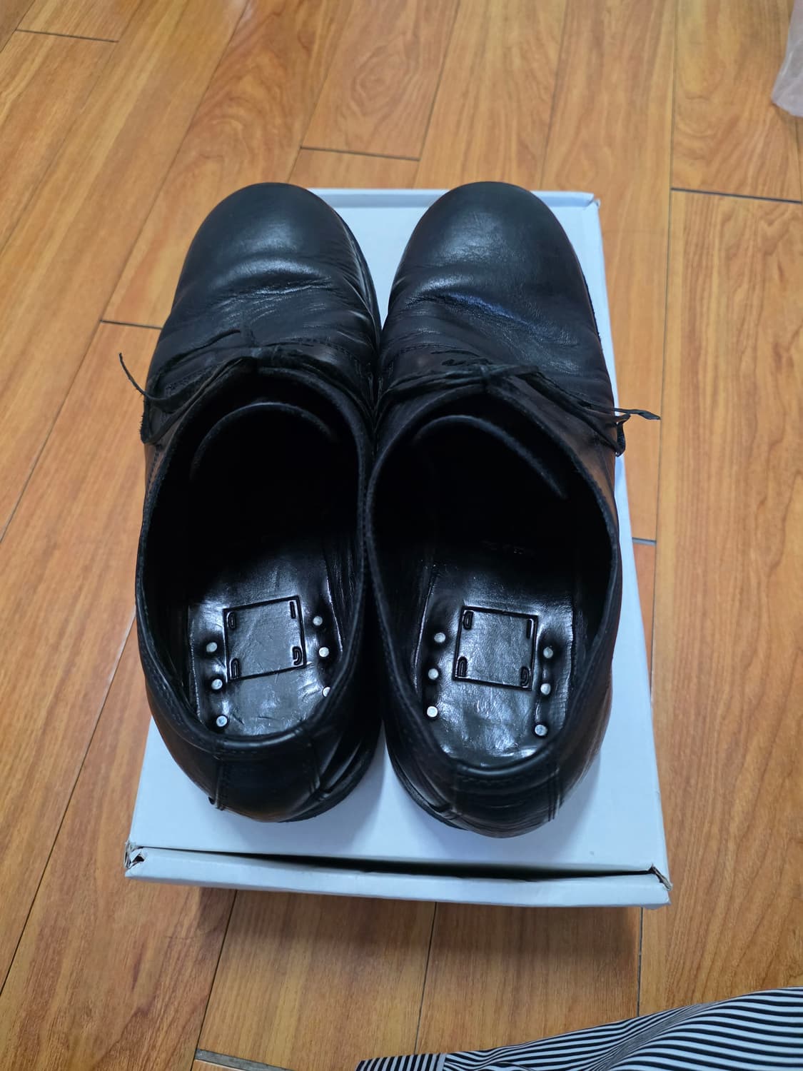 구이디 992X 44사이즈 택보유 풀박스 판매 상품이미지2