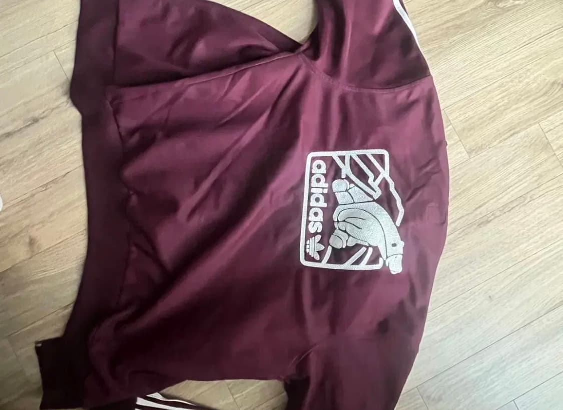 아디다스 버건디 홀리베어 상품이미지1