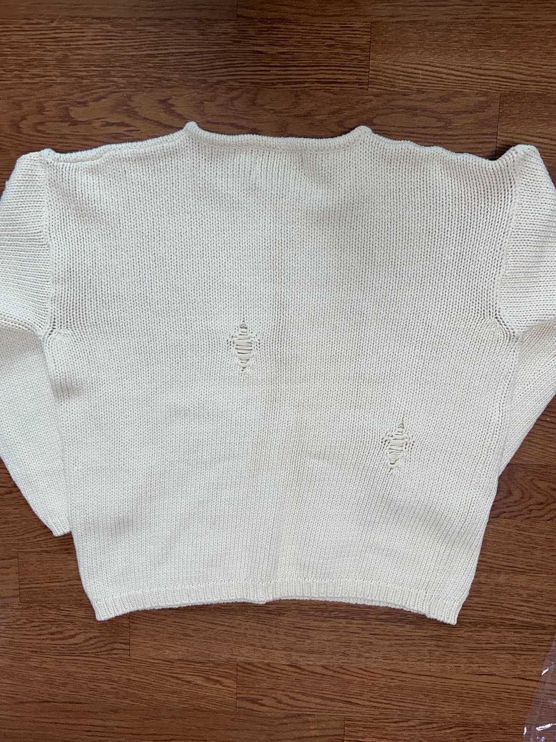 비욘드클로젯 엔아카이브 narchive 컬렉션라인 데미지 헨리넥 니트 상품이미지6