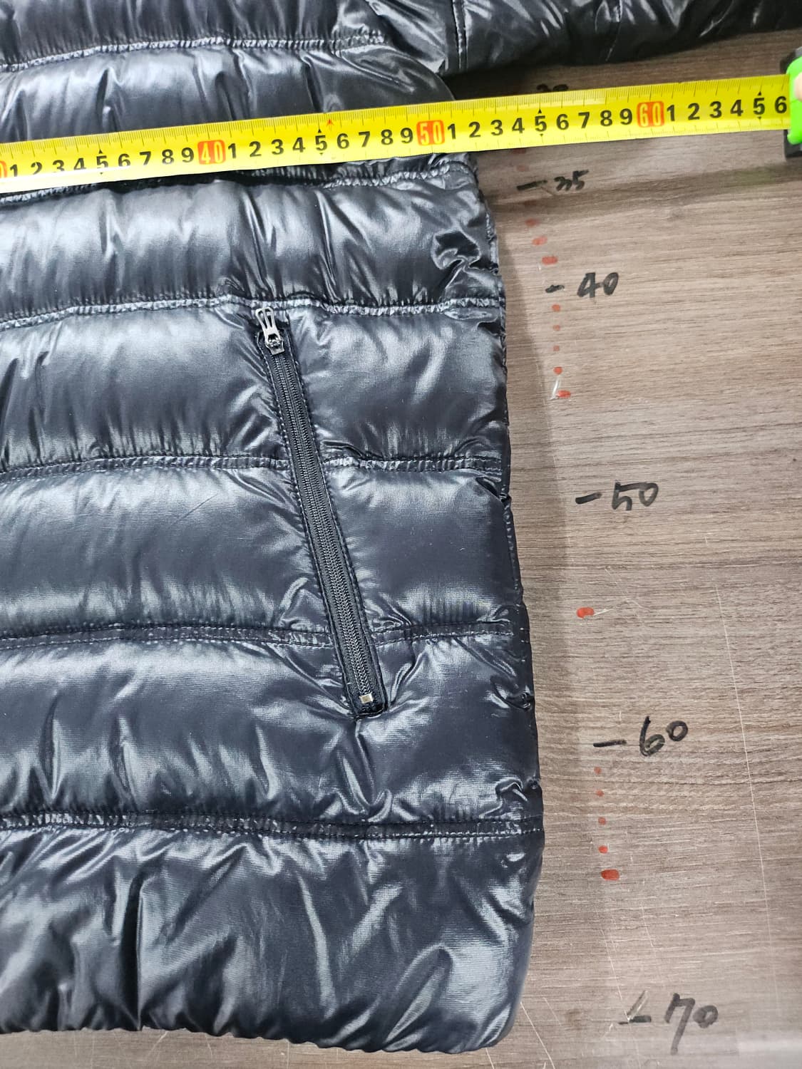 아디다스 라이트 구스 베이직 2  블랙 패딩 점퍼  L 상품이미지7