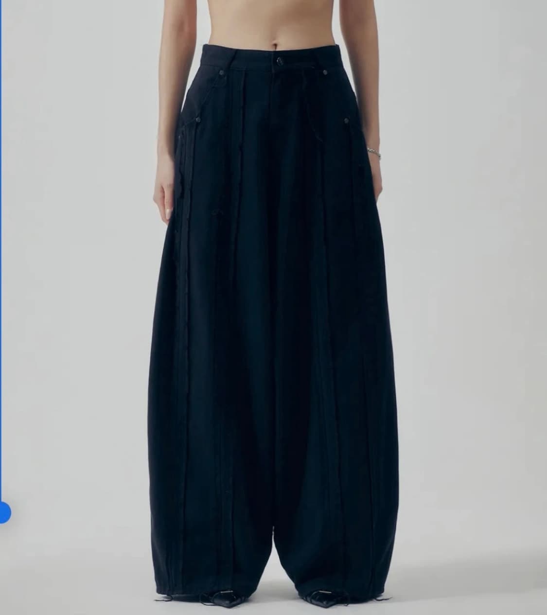 트리밍버드 Raw Cut Balloon Denim Pants 상품이미지1